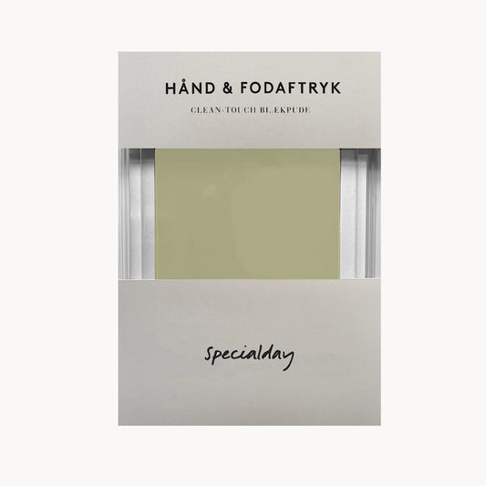 hand & footprint – clean-touch – green