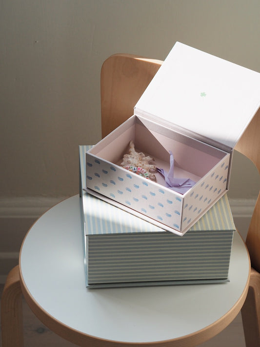gift package - keepsake boxes