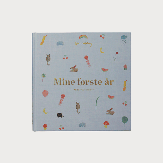barnets bog - mine første år - blå bog